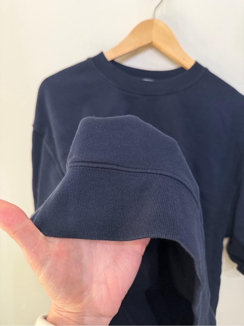 Perfectwhitetee Rebecca Terry 3/4 Puff Sleeve Sweatshirt Top Navy Blue Women’s M - Picture 4 of 9